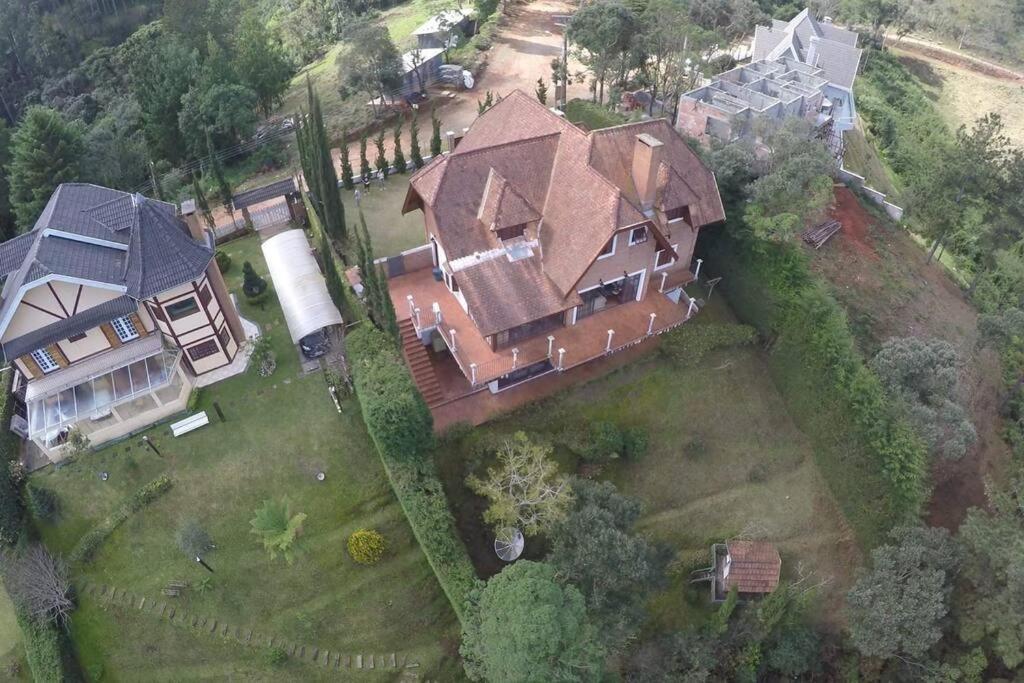 Casa E Vista Privilegiadas No Alto Do Capivari Villa Campos do Jordao