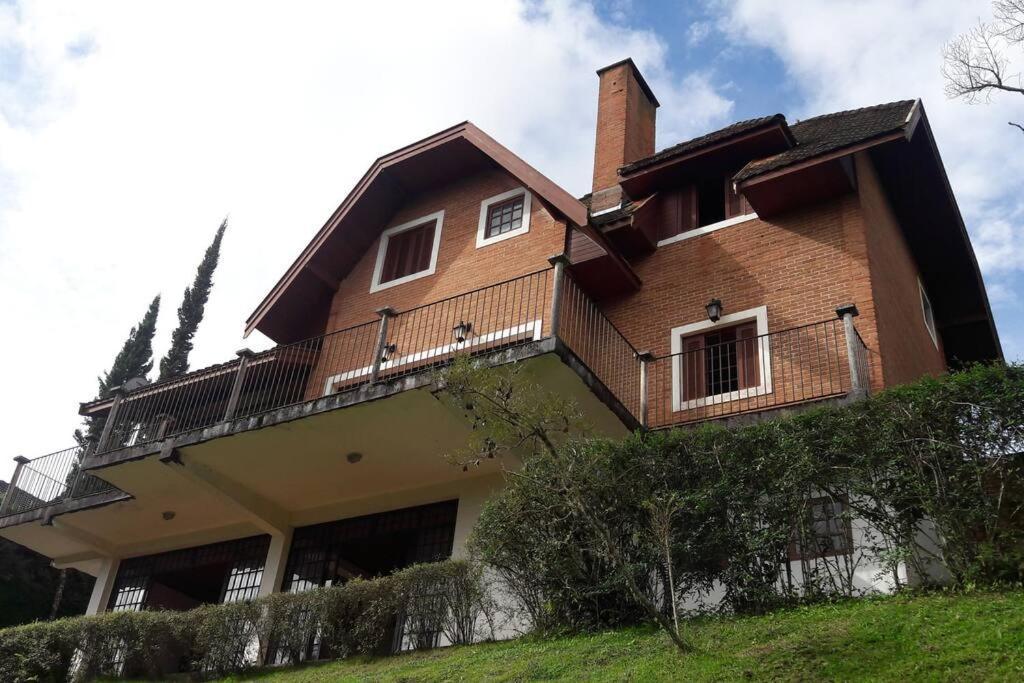 Casa E Vista Privilegiadas No Alto Do Capivari Campos do Jordao