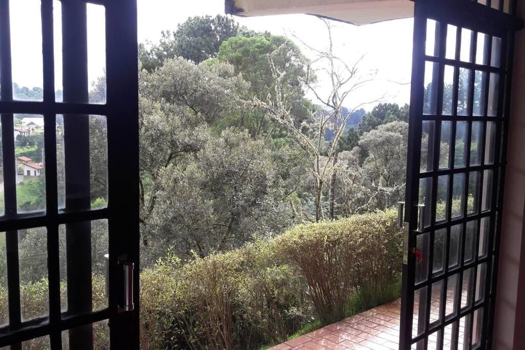 Casa E Vista Privilegiadas No Alto Do Capivari Villa