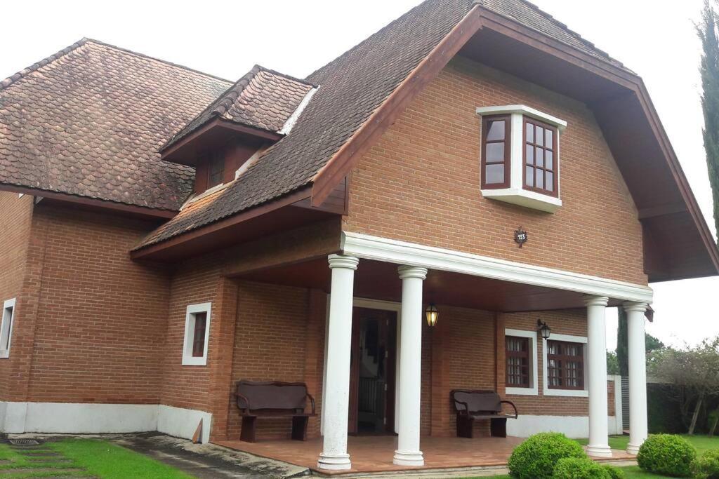 Villa Casa E Vista Privilegiadas No Alto Do Capivari Campos do Jordao