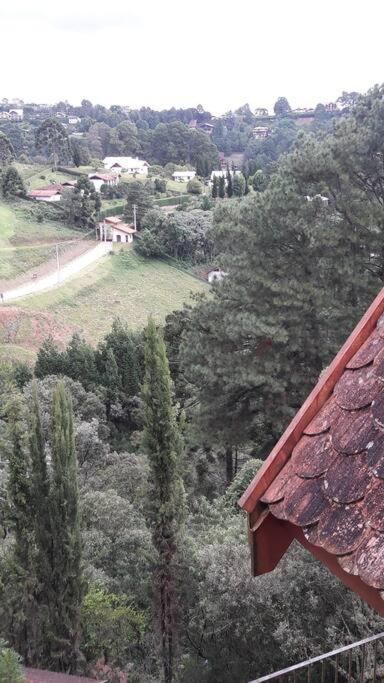 Casa E Vista Privilegiadas No Alto Do Capivari *