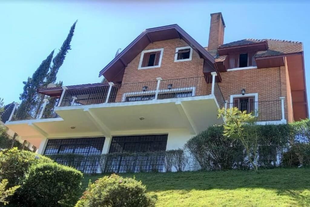 Villa Casa E Vista Privilegiadas No Alto Do Capivari Campos do Jordao